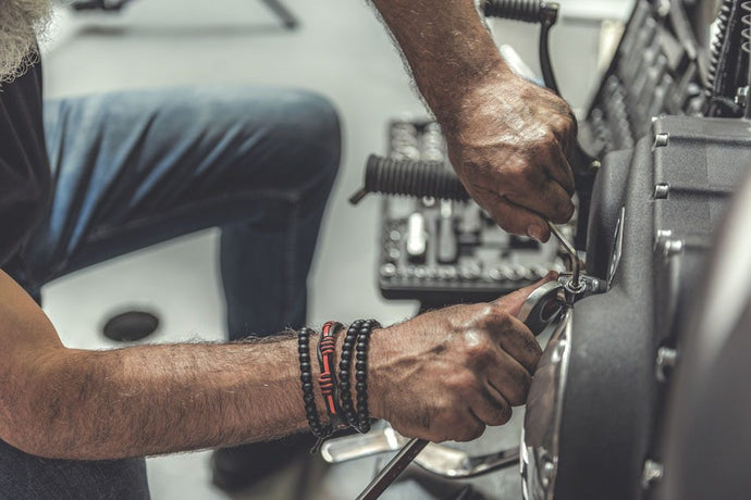 Biker手鍊幫助您表達自己的7種好方法